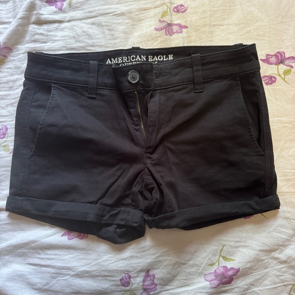 Size 4 American eagle shorts - Picture 1 of 4